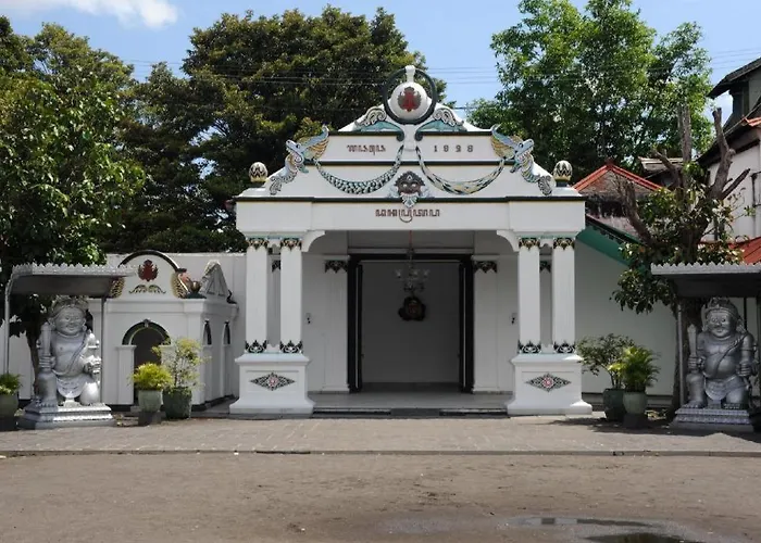 Happy Family Hotel Yogyakarta